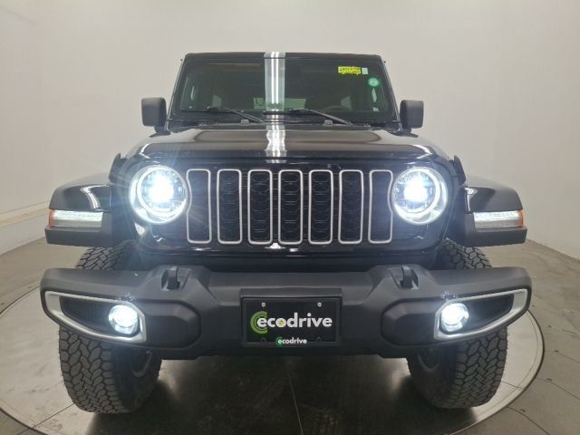 2024 Jeep Wrangler Sahara - 23078530 - 1