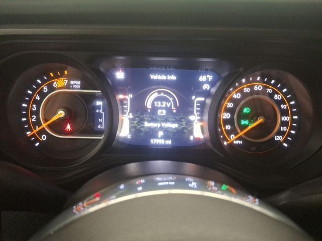 2024 Jeep Wrangler Sahara - 23078530 - 21