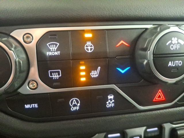 2024 Jeep Wrangler Sahara - 23078530 - 29