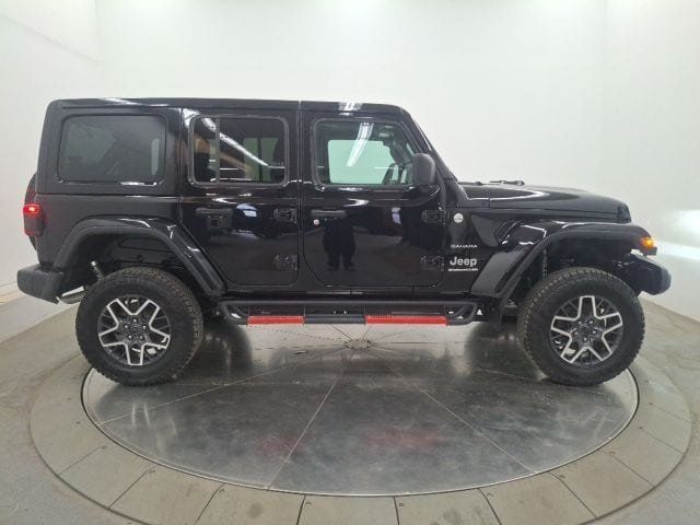 2024 Jeep Wrangler Sahara - 23078530 - 7