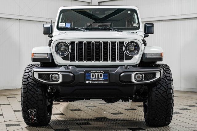2024 Jeep Wrangler Sahara - 22368116 - 1