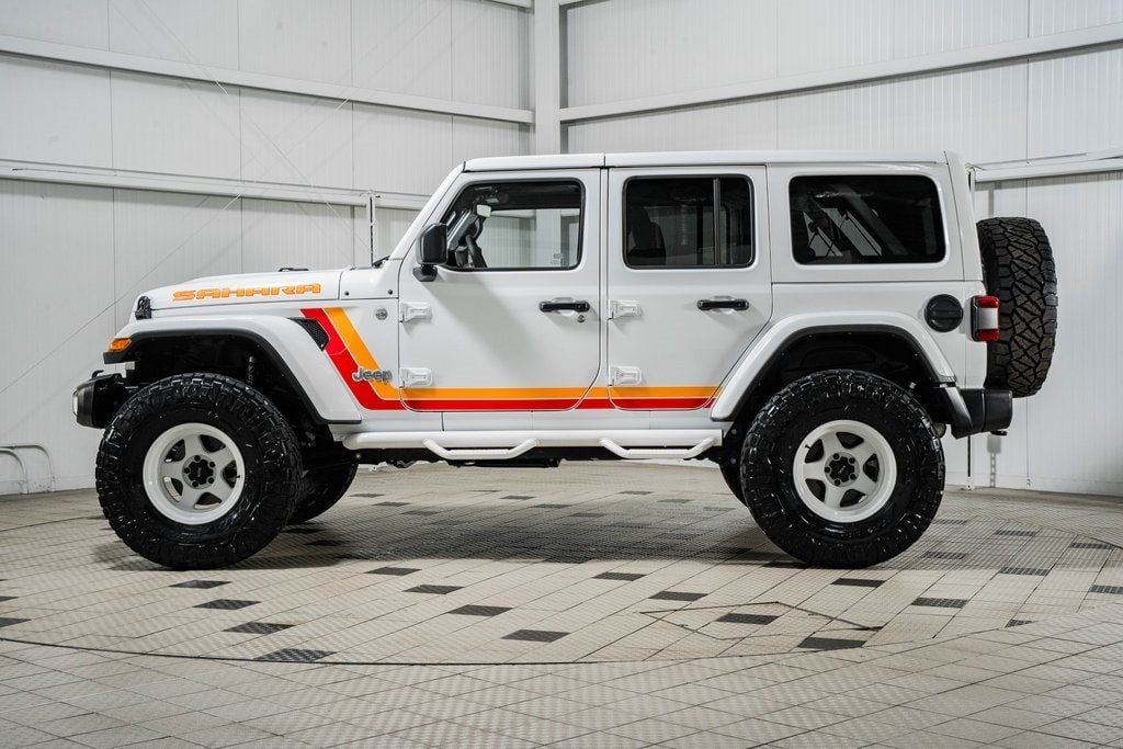 2024 Jeep Wrangler Sahara - 22659804 - 3