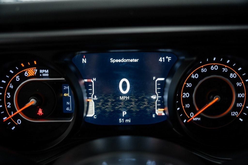 2024 Jeep Wrangler Sahara - 22801334 - 51