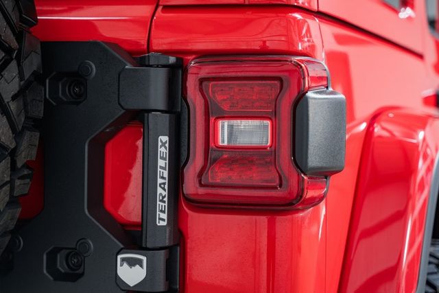 2024 Jeep Wrangler Sahara - 22815475 - 22