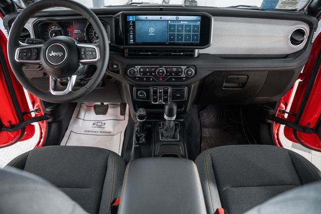 2024 Jeep Wrangler Sahara - 22815475 - 25