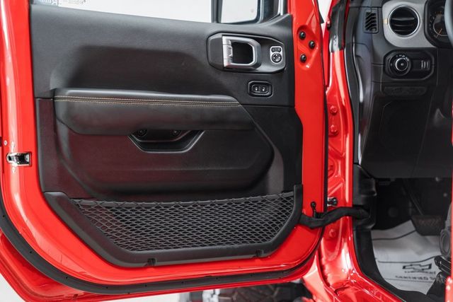 2024 Jeep Wrangler Sahara - 22815475 - 40