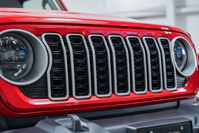 2024 Jeep Wrangler Sahara - 22815475 - 8