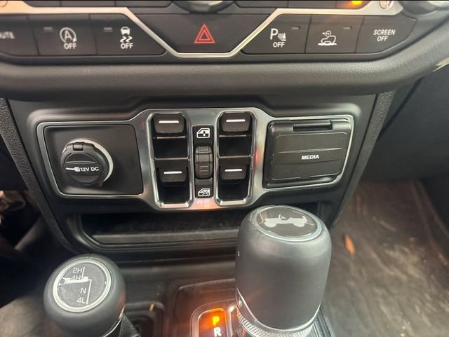2024 Jeep Wrangler Sahara - 22931219 - 12