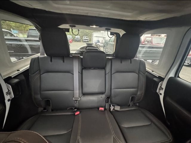 2024 Jeep Wrangler Sahara - 22931219 - 20