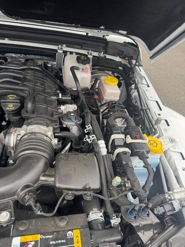 2024 Jeep Wrangler Sahara - 22931219 - 23
