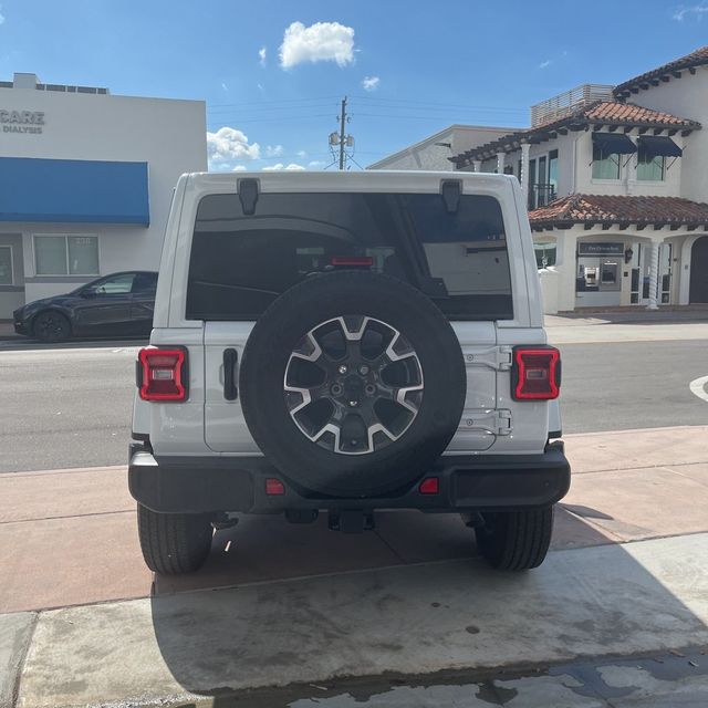 2024 Jeep Wrangler Sahara - 22951928 - 9