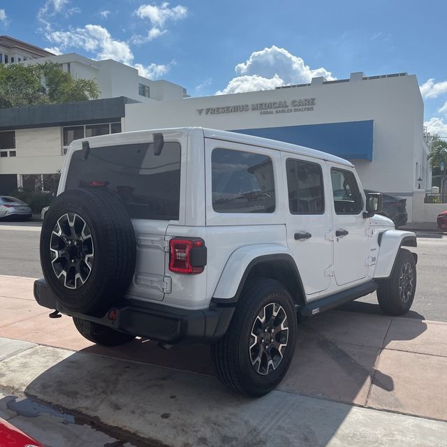 2024 Jeep Wrangler Sahara - 22951928 - 10