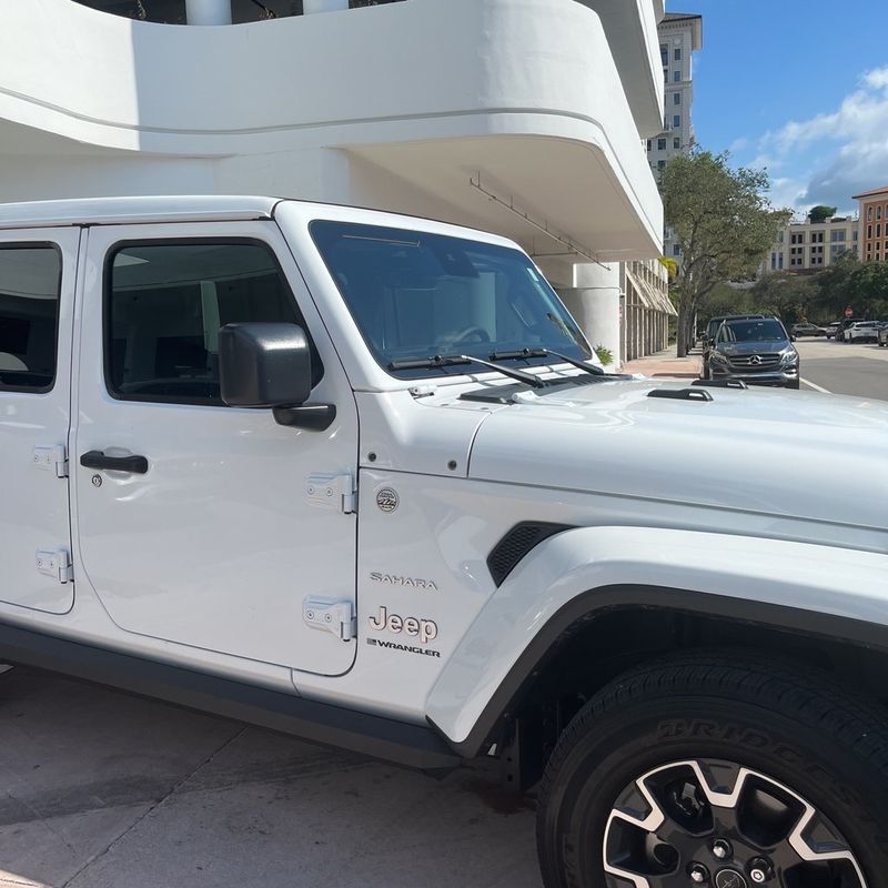 2024 Jeep Wrangler Sahara - 22951928 - 14