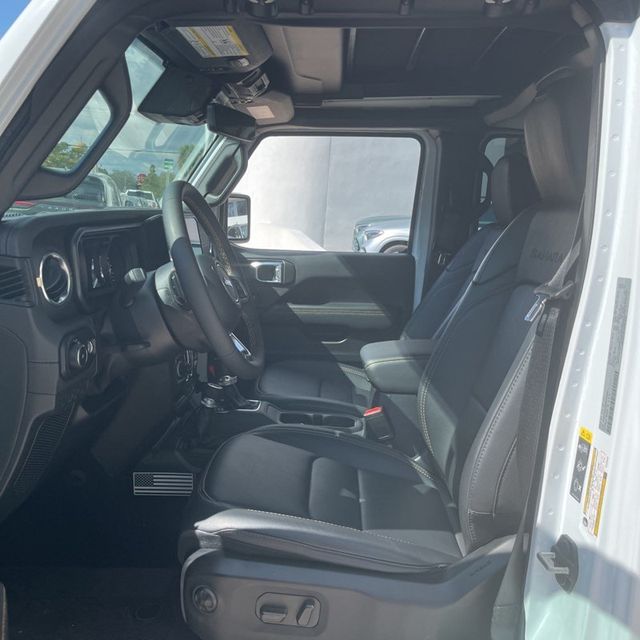 2024 Jeep Wrangler Sahara - 22951928 - 21