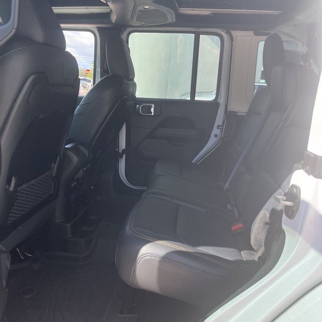 2024 Jeep Wrangler Sahara - 22951928 - 23