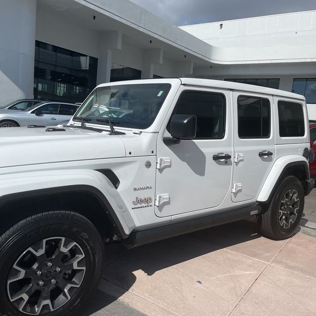 2024 Jeep Wrangler Sahara - 22951928 - 2