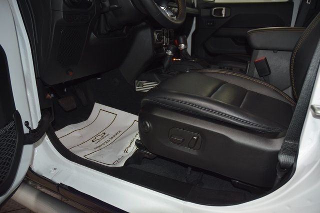 2024 Jeep Wrangler Sahara - 22951928 - 38