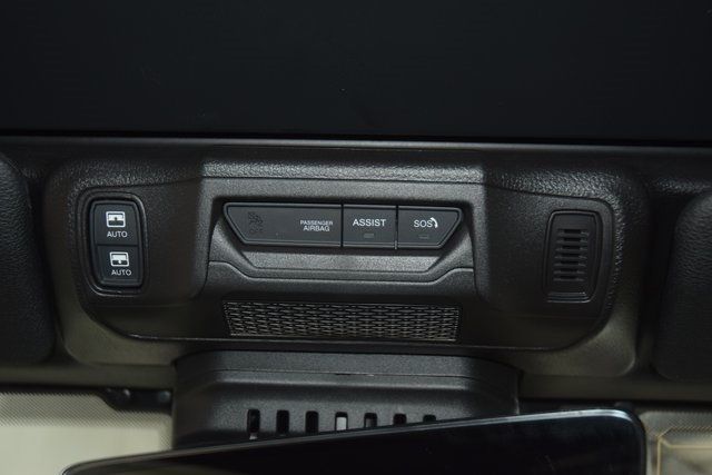 2024 Jeep Wrangler Sahara - 22951928 - 47