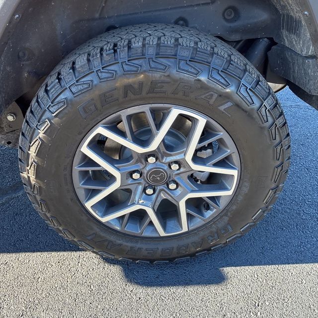 2024 Jeep Wrangler Sahara - 22952262 - 17