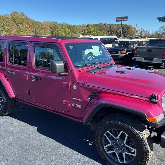 2024 Jeep Wrangler Sahara - 22952262 - 1