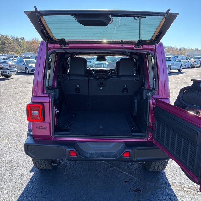 2024 Jeep Wrangler Sahara - 22952262 - 24