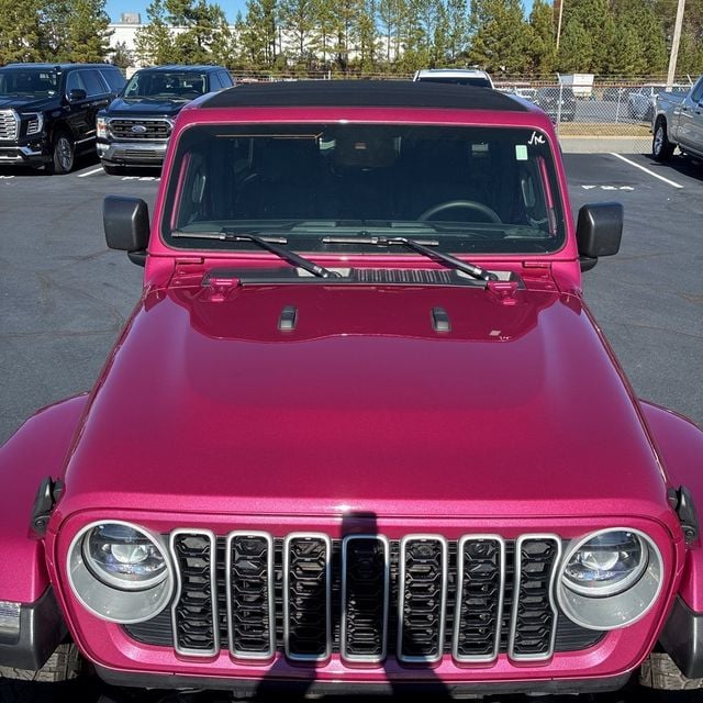 2024 Jeep Wrangler Sahara - 22952262 - 3