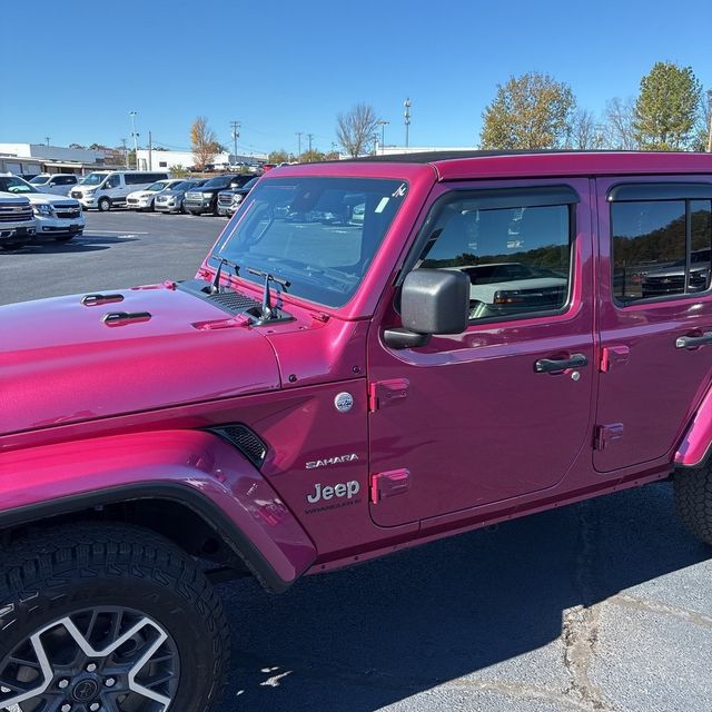 2024 Jeep Wrangler Sahara - 22952262 - 5