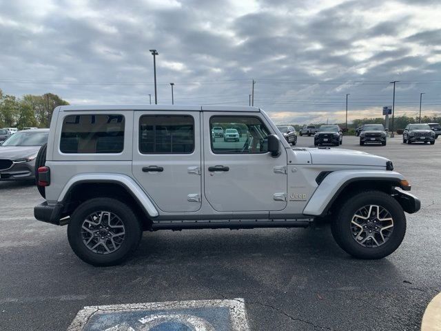 2024 Jeep Wrangler Sahara - 22993767 - 9