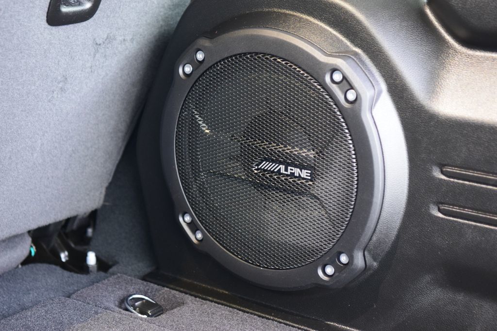 2024 Jeep Wrangler Sahara - 22993767 - 19