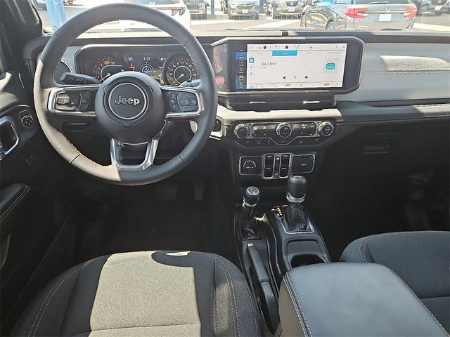 2024 Jeep Wrangler Sahara 4 Door 4x4 - 22912612 - 7