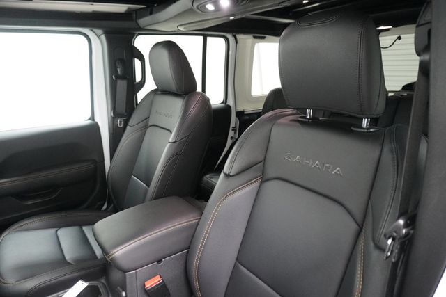 2024 Jeep Wrangler Sahara 4 Door 4x4 - 22935065 - 12