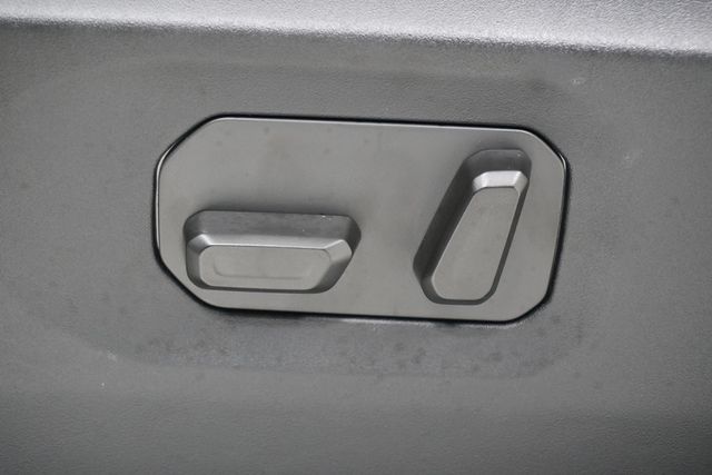 2024 Jeep Wrangler Sahara 4 Door 4x4 - 22935065 - 17