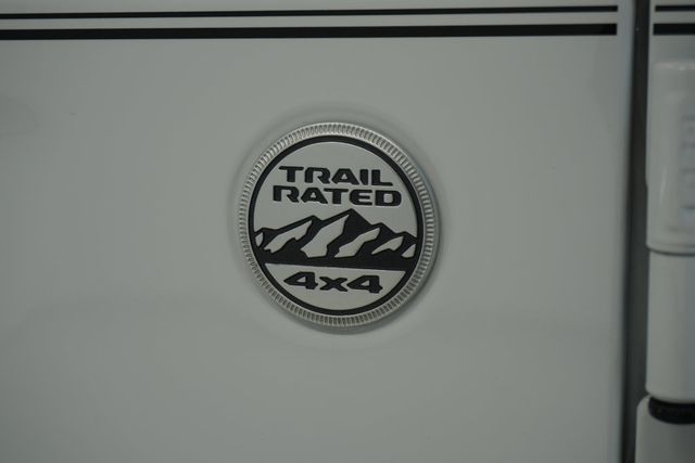 2024 Jeep Wrangler Sahara 4 Door 4x4 - 22935065 - 8