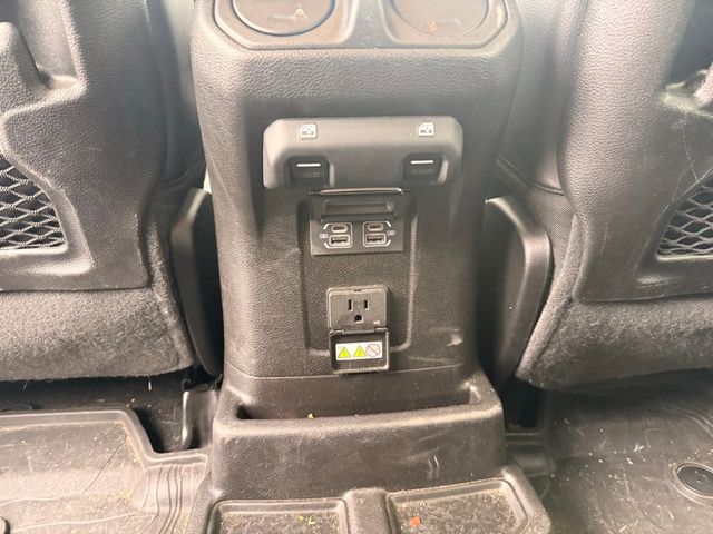 2024 Jeep Wrangler Sahara 4 Door 4x4 - 22955142 - 17