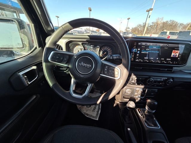 2024 Jeep Wrangler Sahara 4 Door 4x4 - 23010486 - 12