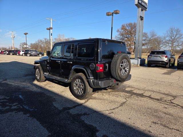 2024 Jeep Wrangler Sahara 4 Door 4x4 - 23010486 - 5