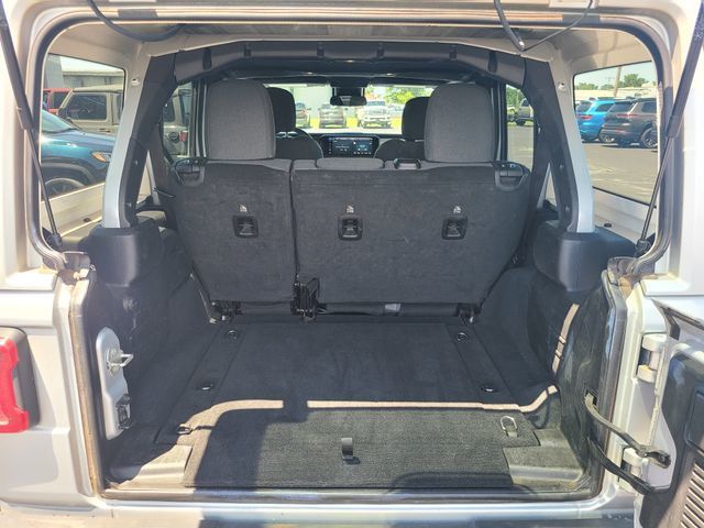 2024 Jeep Wrangler Sahara 4 Door 4x4 - 23039813 - 21