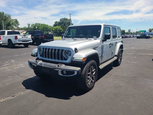 2024 Jeep Wrangler Sahara 4 Door 4x4 - 23039813 - 3
