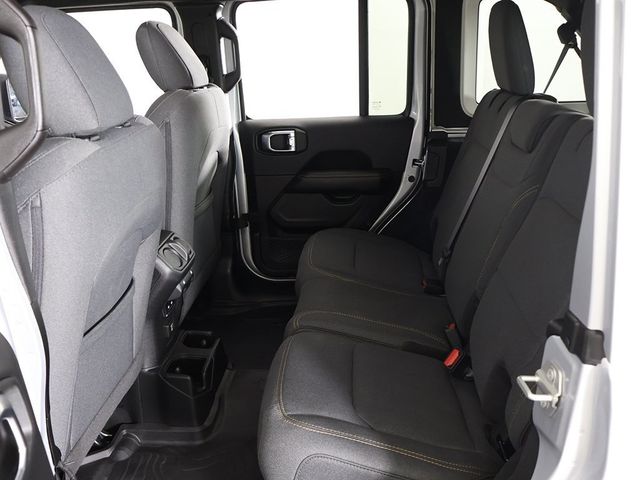 2024 Jeep Wrangler Sahara 4 Door 4x4 - 22933446 - 29