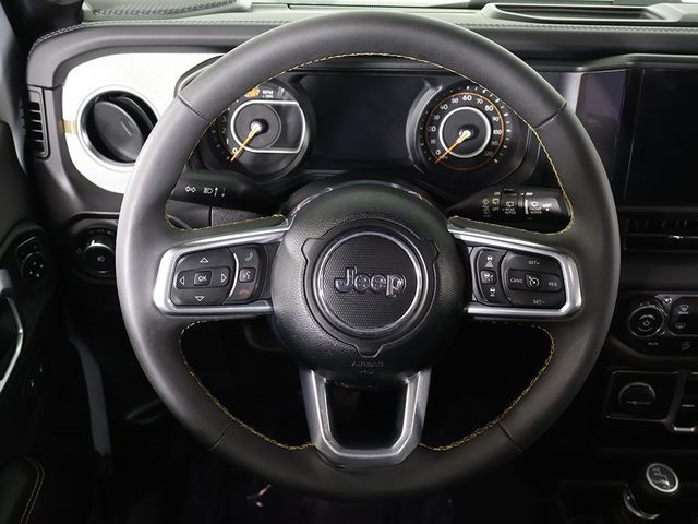 2024 Jeep Wrangler Sahara 4 Door 4x4 - 22933446 - 32