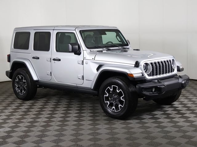 2024 Jeep Wrangler Sahara 4 Door 4x4 - 22933446 - 46