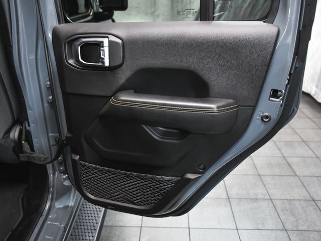 2024 Jeep Wrangler Sahara 4xe - 23020628 - 10