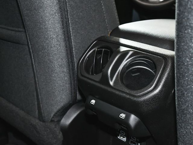 2024 Jeep Wrangler Sahara 4xe - 23020628 - 40
