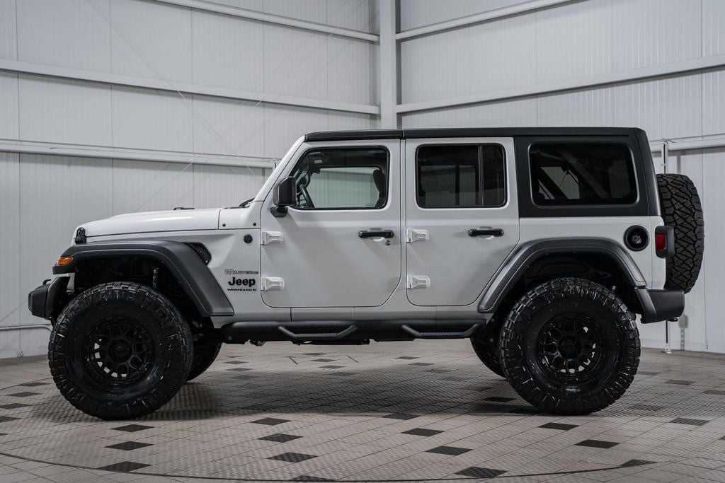 2024 Jeep Wrangler Sport photo 4