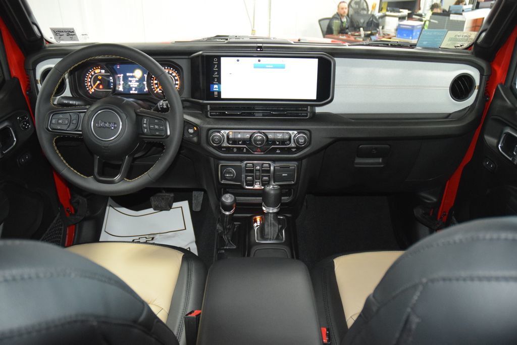 2024 Jeep Wrangler Sport - 22987233 - 21
