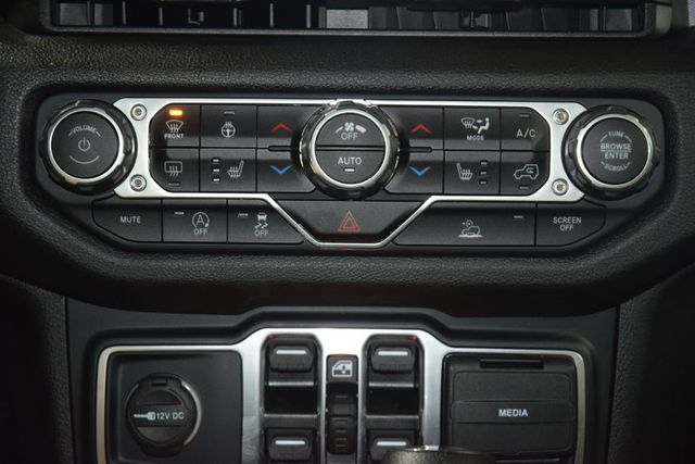 2024 Jeep Wrangler Sport - 22987233 - 23
