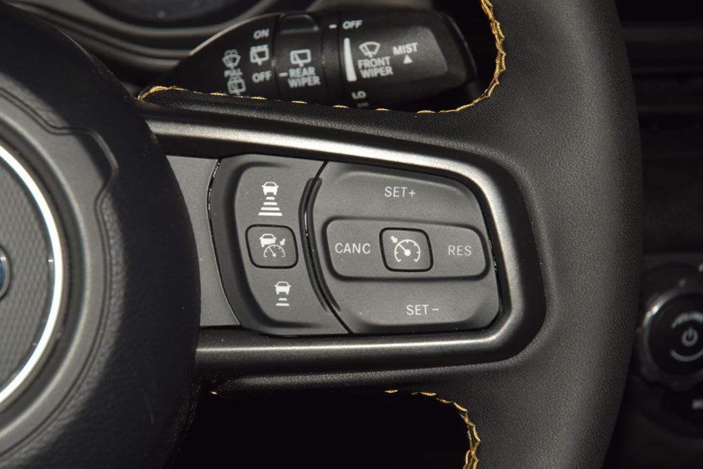 2024 Jeep Wrangler Sport - 22987233 - 29