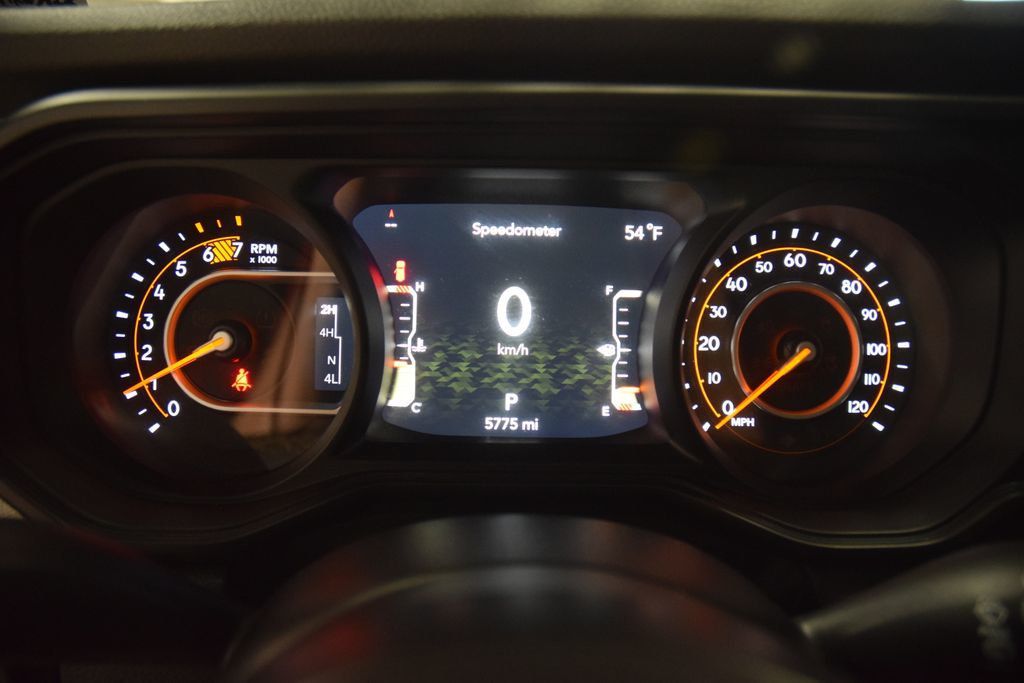 2024 Jeep Wrangler Sport - 22987233 - 38