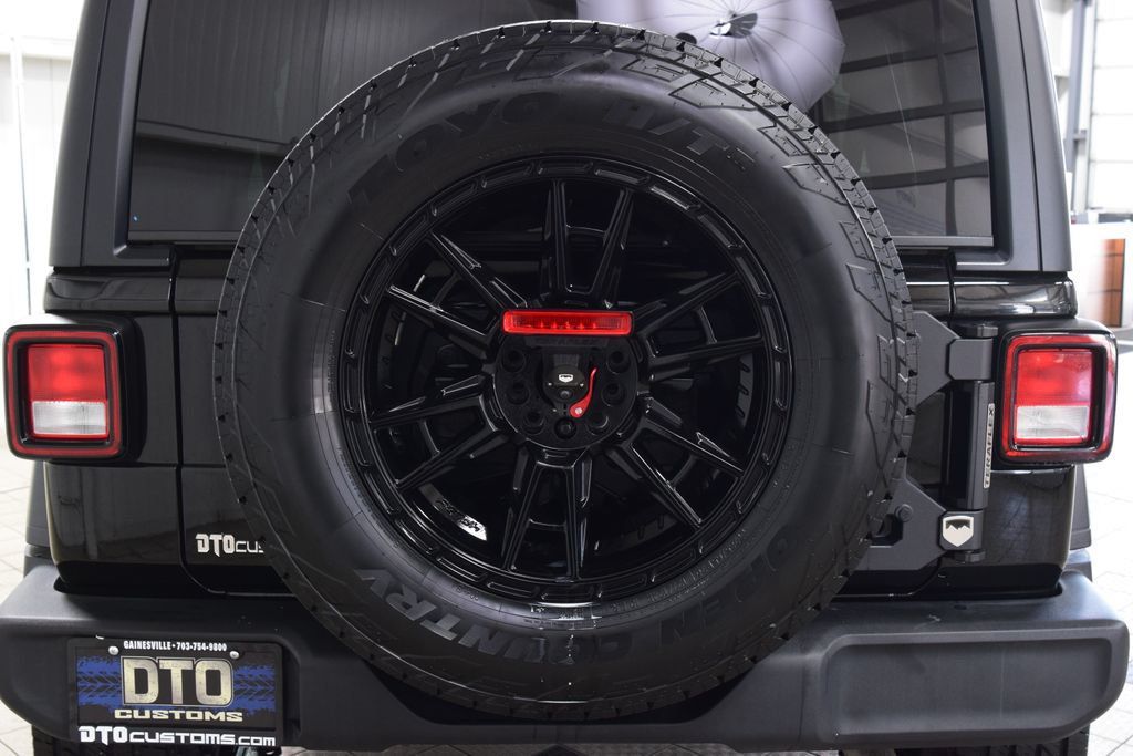 2024 Jeep Wrangler Sport - 22994231 - 21