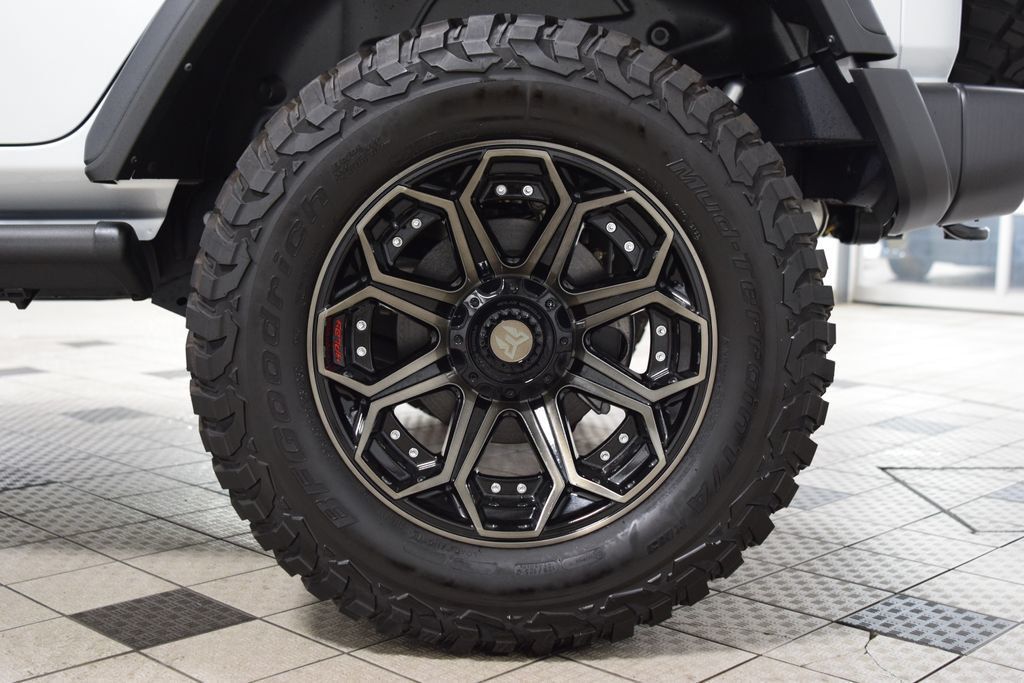 2024 Jeep Wrangler Sport - 23020679 - 24